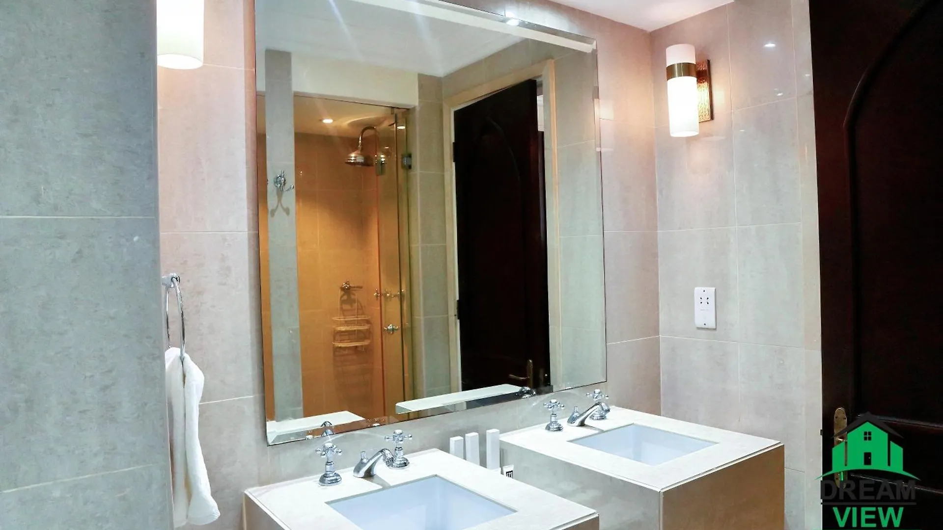 Full View Burj Khalifa And Fountains -Souk Al Bahar- Dream View Holiday Home Rental Дубай