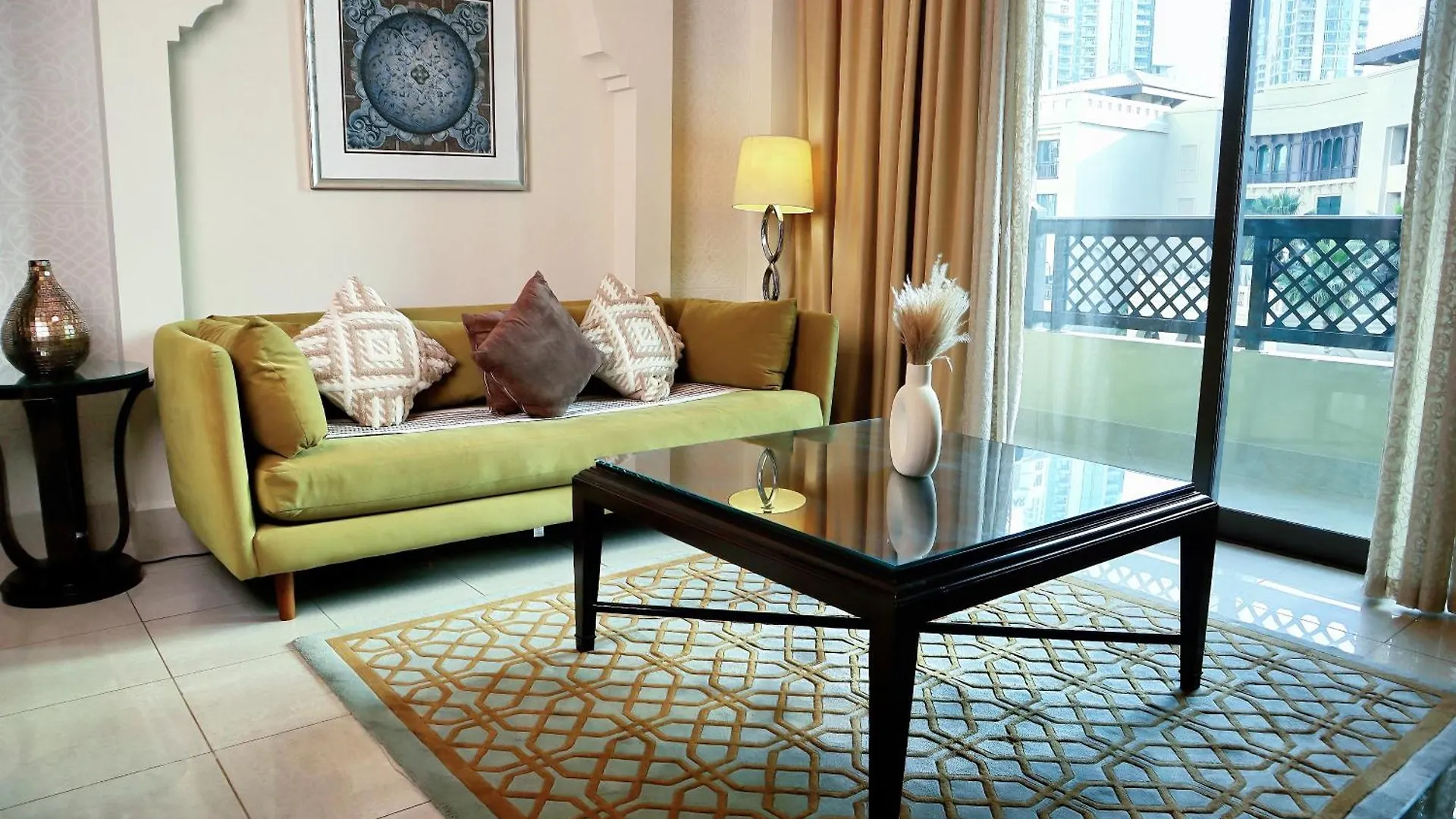 Full View Burj Khalifa And Fountains -Souk Al Bahar- Dream View Holiday Home Rental Dubai